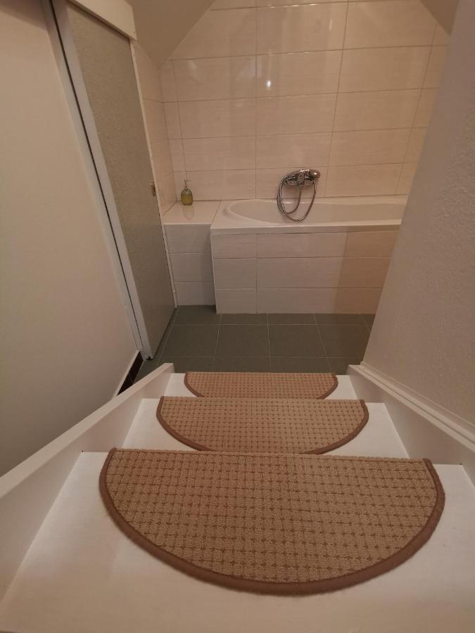 Apartmaji Mak Jesenice Eksteriør bilde