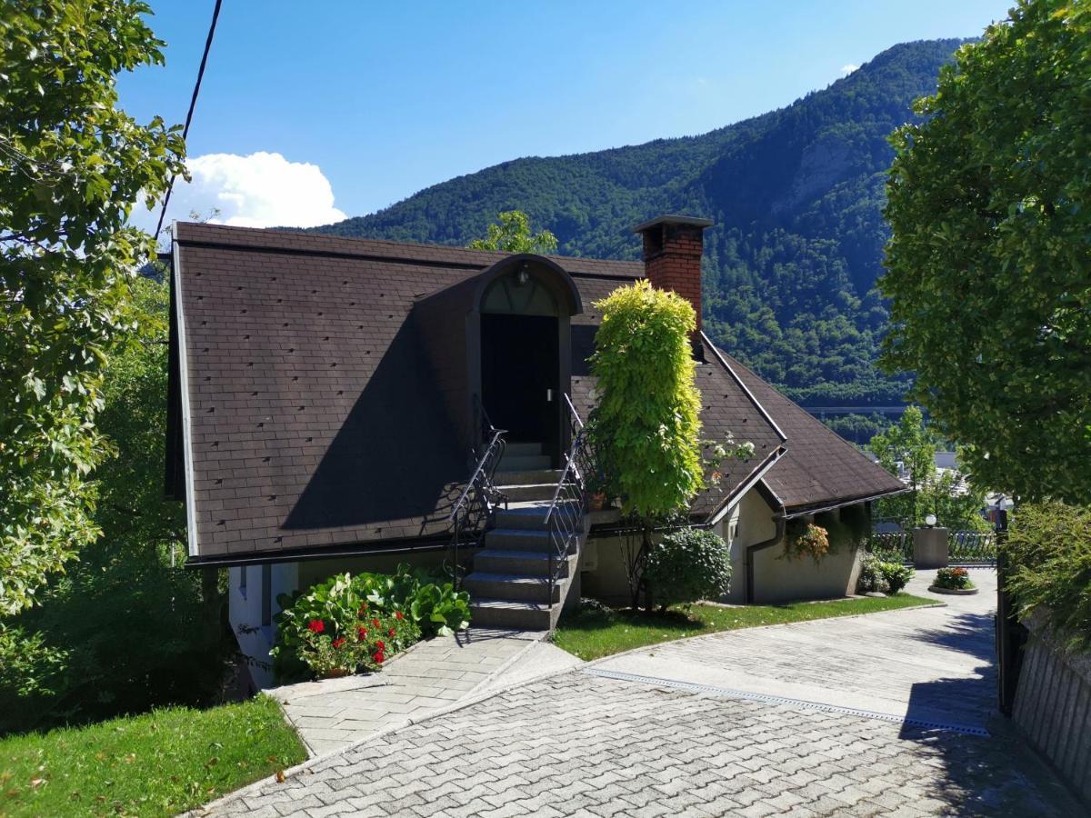 Apartmaji Mak Jesenice Eksteriør bilde