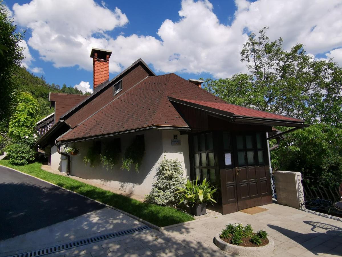 Apartmaji Mak Jesenice Eksteriør bilde