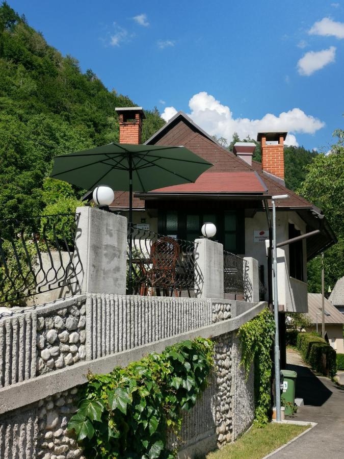 Apartmaji Mak Jesenice Eksteriør bilde