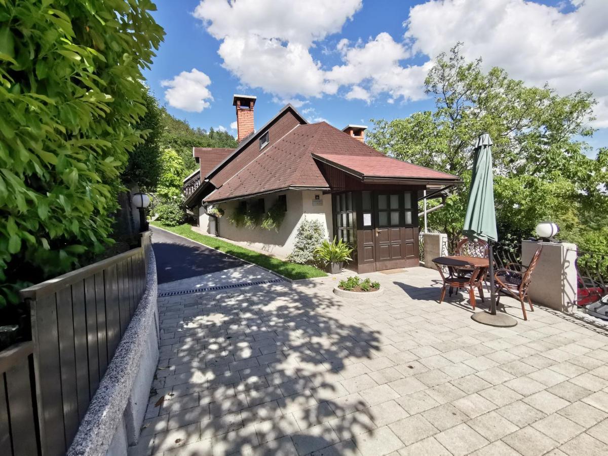 Apartmaji Mak Jesenice Eksteriør bilde
