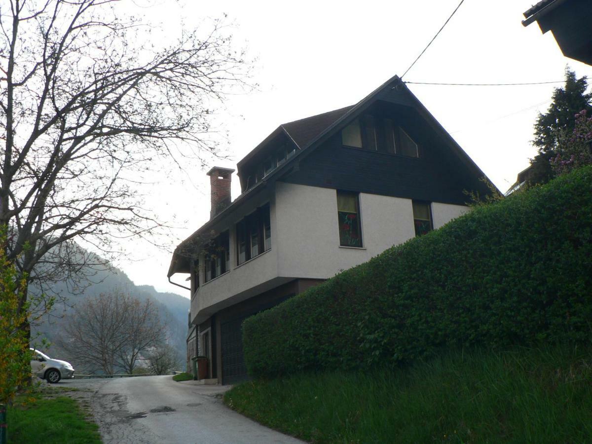 Apartmaji Mak Jesenice Eksteriør bilde
